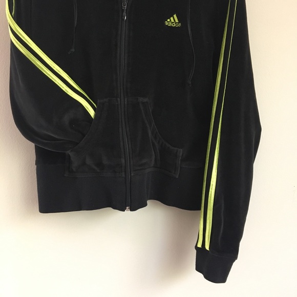 ♦️sold♦️Adidas Women’s Velvet Black Zip Up Hoodie - Picture 3 of 5